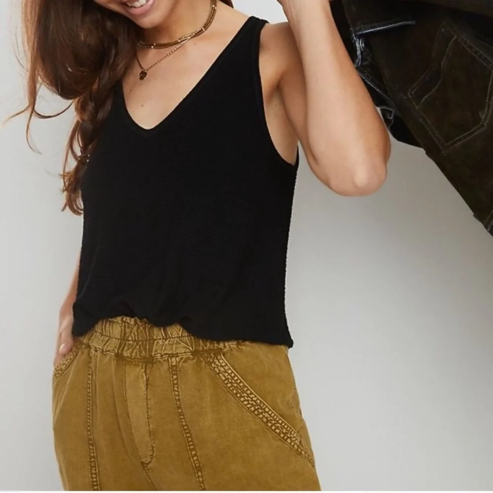 NWT Anthropologie Zahra Black Top